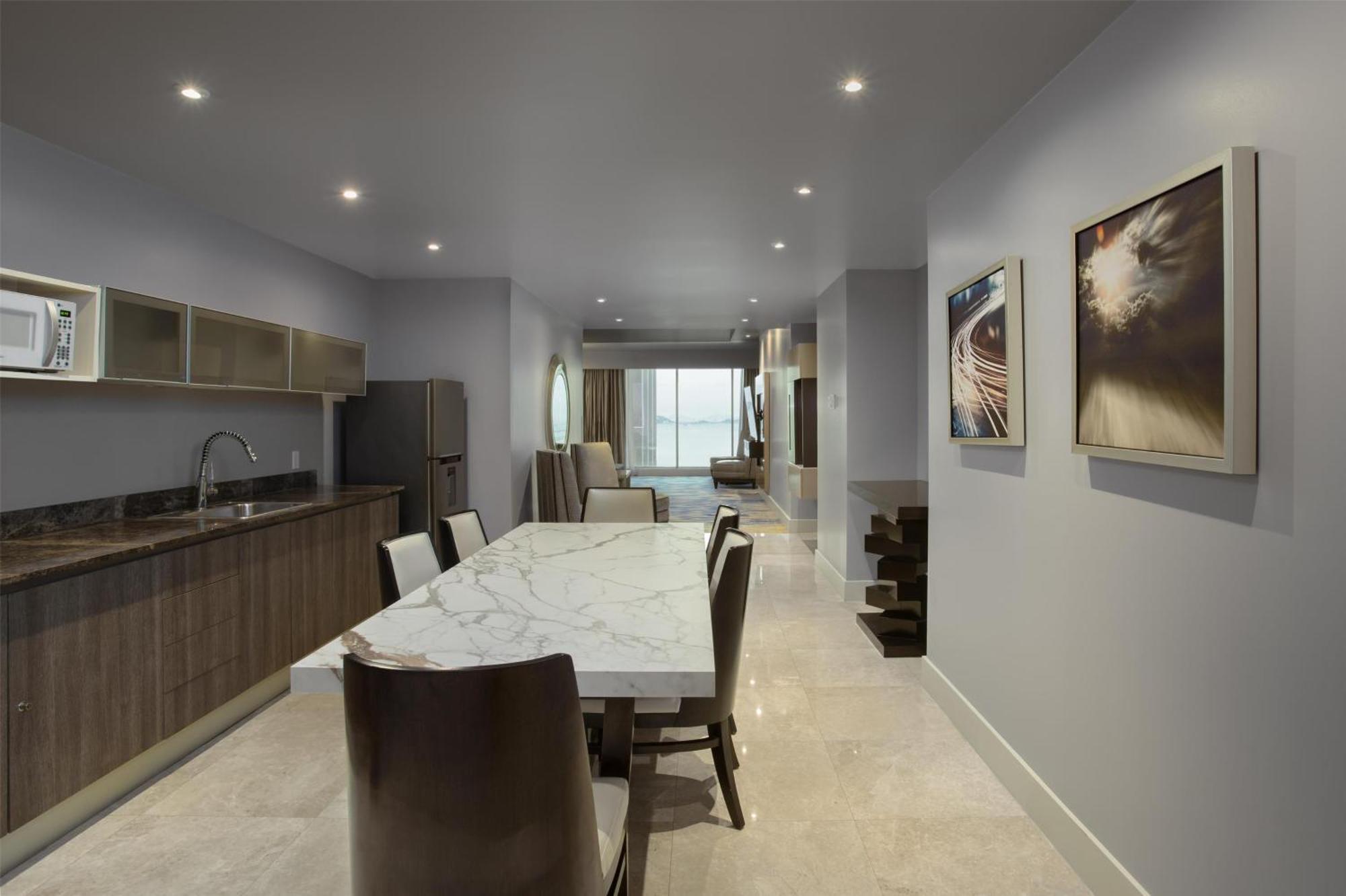 Master King Suite Ocean View